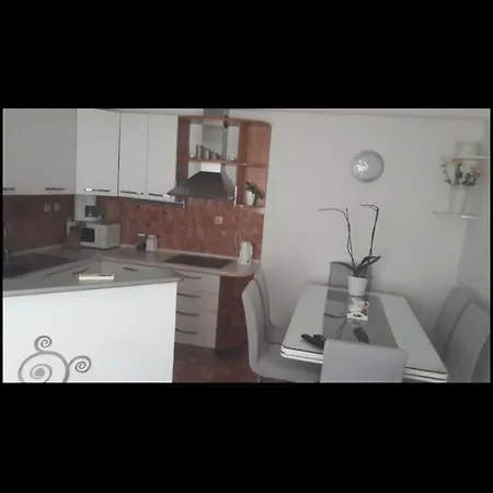 Put Oneuma 16 Apartman Apartment Omiš